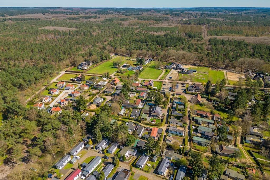 4-Pers. Chalet Met Eigen Parkeerplaats In Veluwe Villa Putten Eksteriør bilde