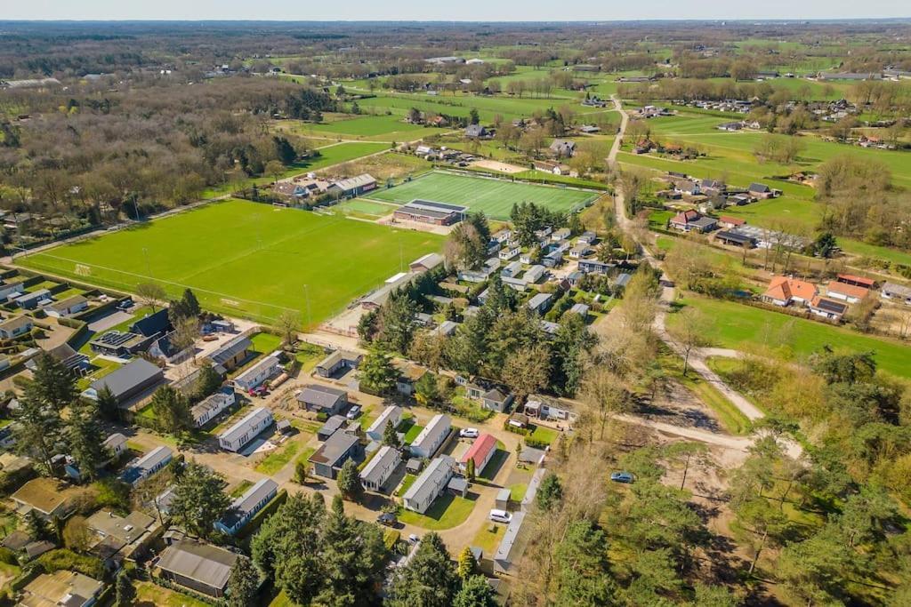 4-Pers. Chalet Met Eigen Parkeerplaats In Veluwe Villa Putten Eksteriør bilde
